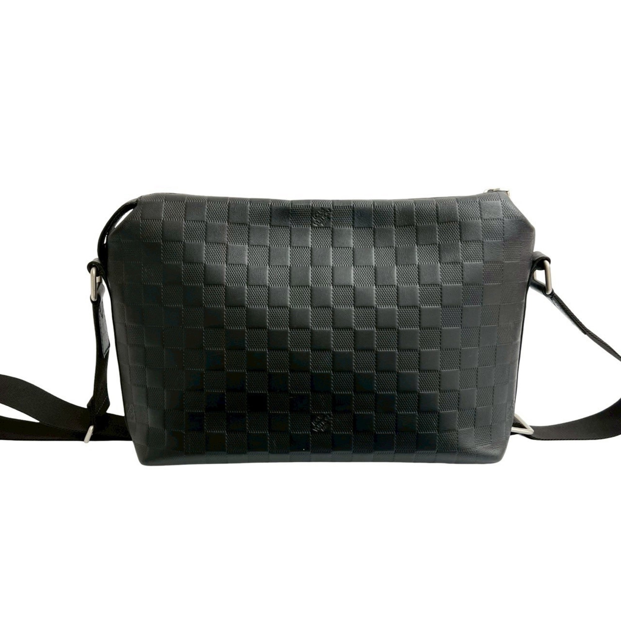 Louis Vuitton Black Leather Shoulder Bag
