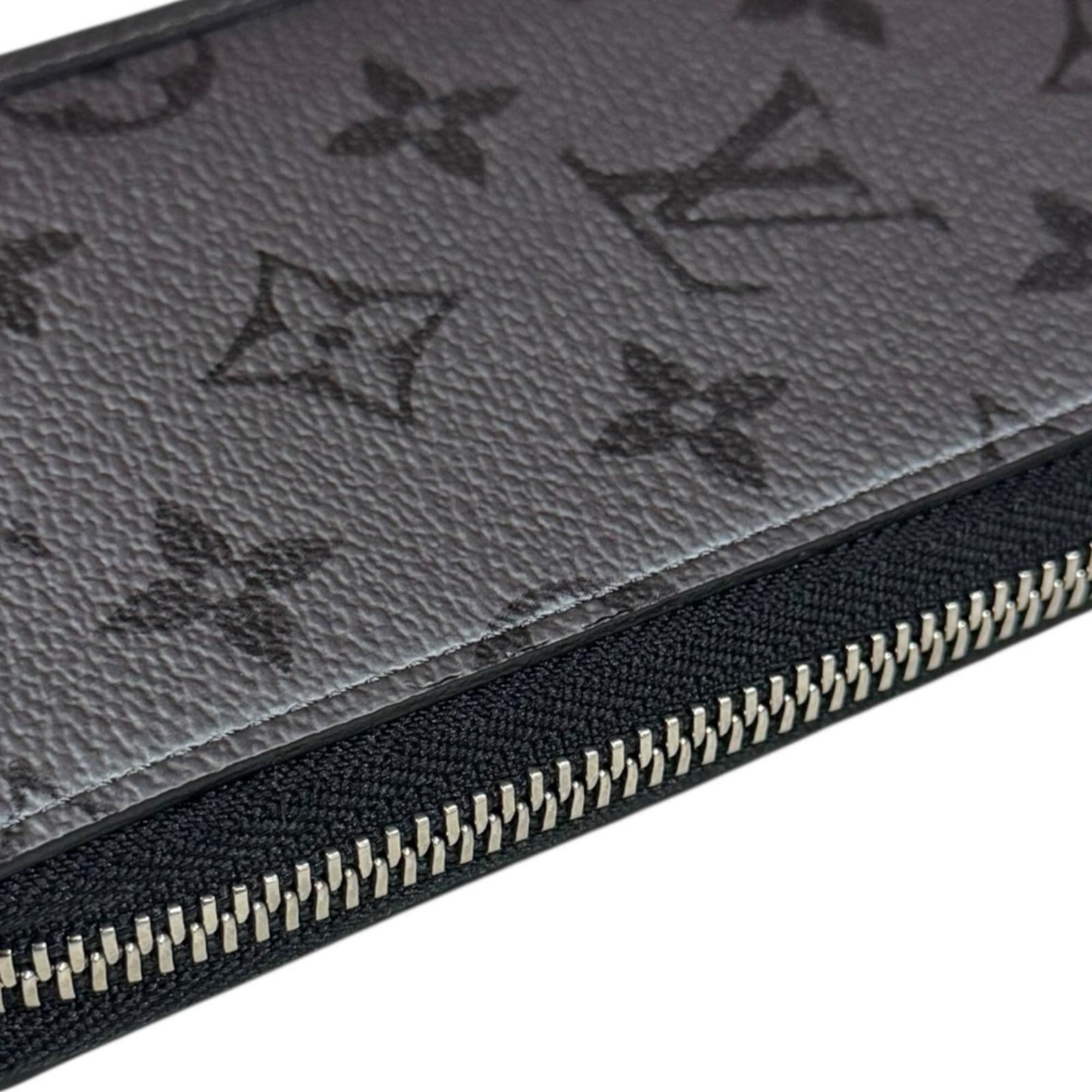 Louis Vuitton Silver Taiga Leather Leather Long Wallet