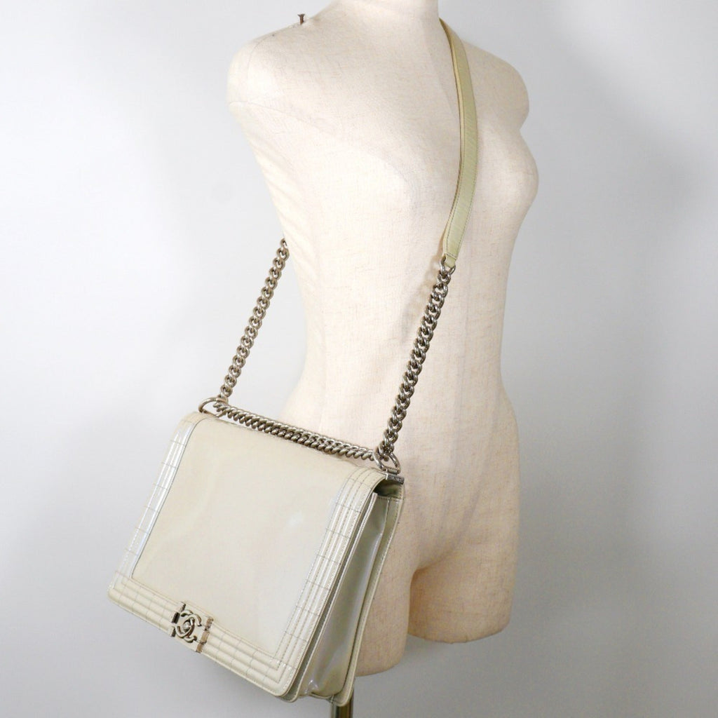 Chanel White Leather Shoulder Bag