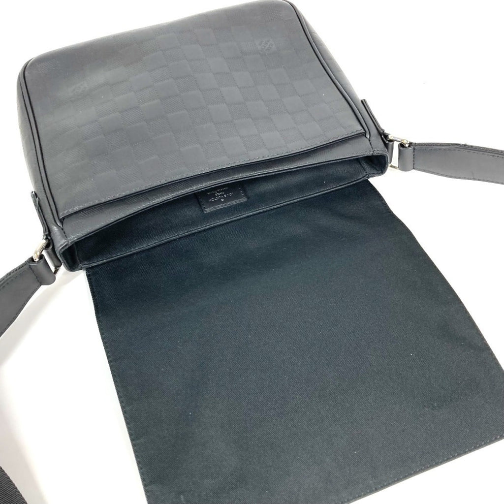 Louis Vuitton Black Noir Damier Infini Messenger Bag Shoulder Bag