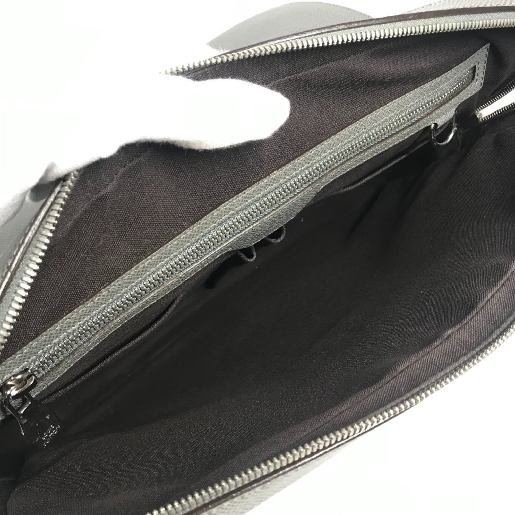 Louis Vuitton Glacier Gray Taiga Leather Briefcase Shoulder Bag