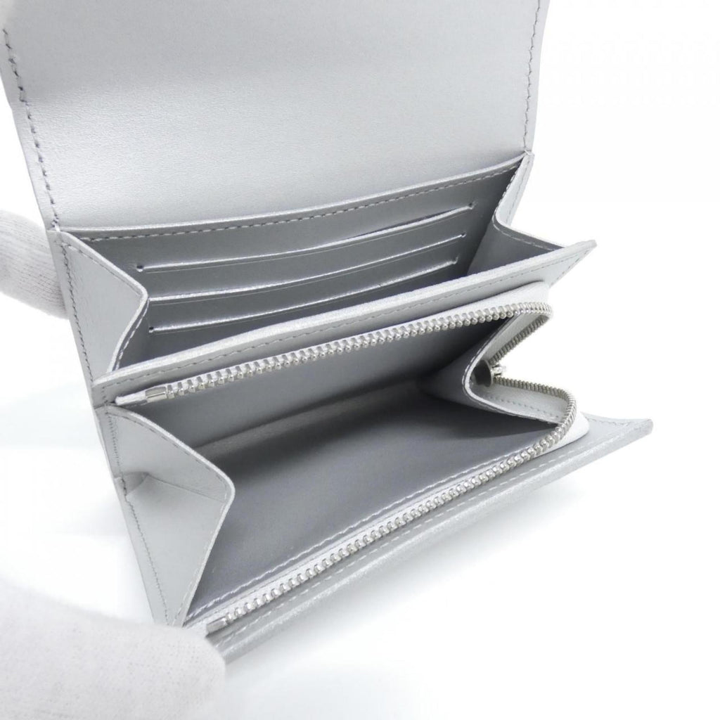 Louis Vuitton Mahina Silver Mahina Leather Wallet