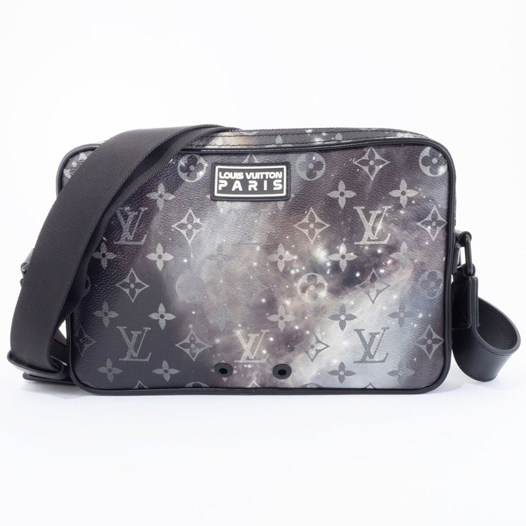 Louis Vuitton Canvas Shoulder Bag