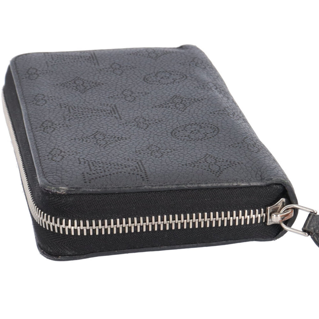 Louis Vuitton Black Mahina Leather Long Wallet