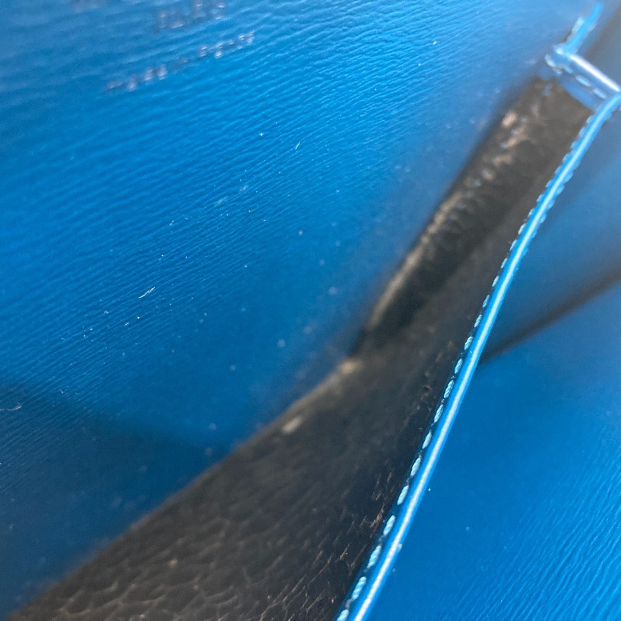 Louis Vuitton Blue Epi Leather Pochette Shoulder Bag