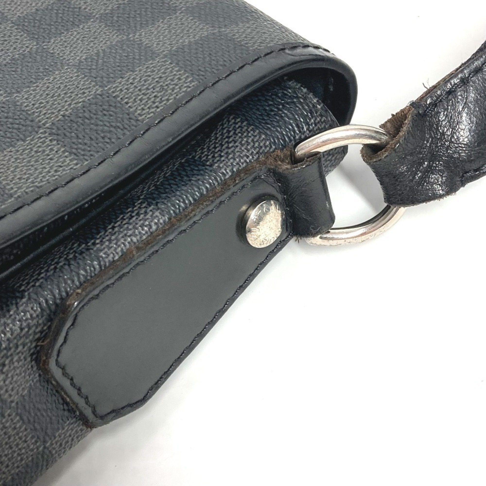 Louis Vuitton Black Damier Graphite Messenger Bag Shoulder Bag