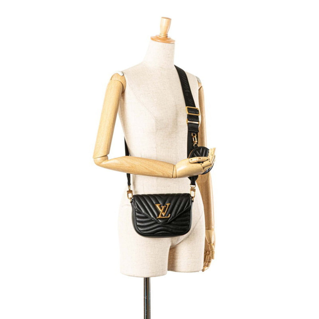 Louis Vuitton Black Noir Leather Pochette Shoulder Bag