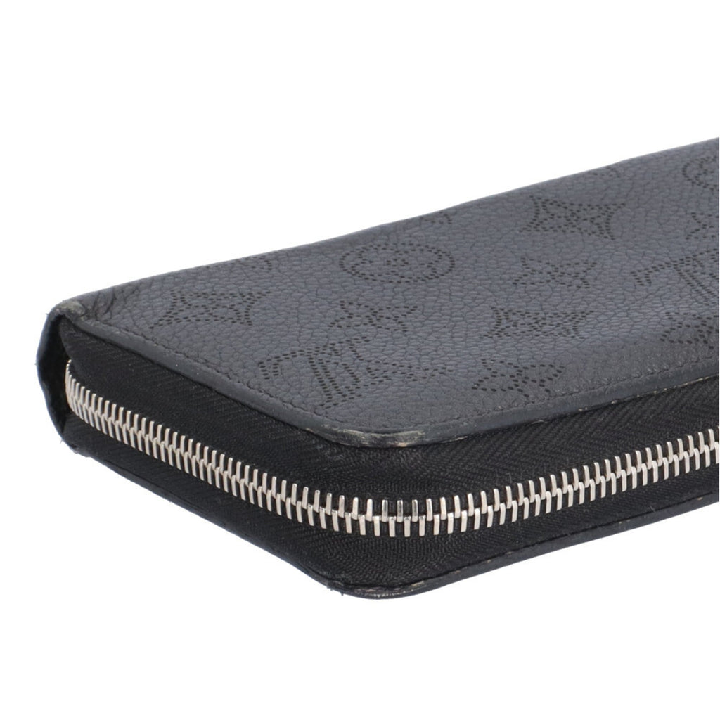 Louis Vuitton Black Mahina Leather Long Wallet