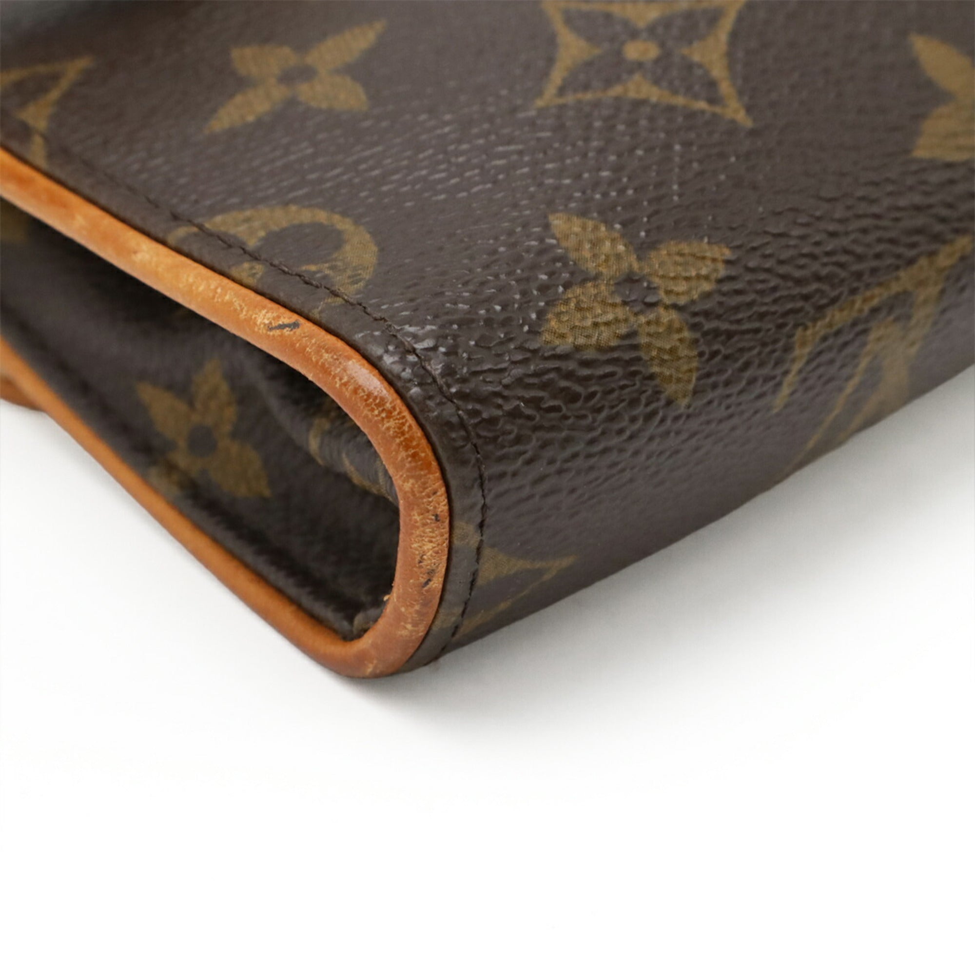 Louis Vuitton Brown Monogram Monogram Clutch Bag Fanny Pack Pochette Pouch
