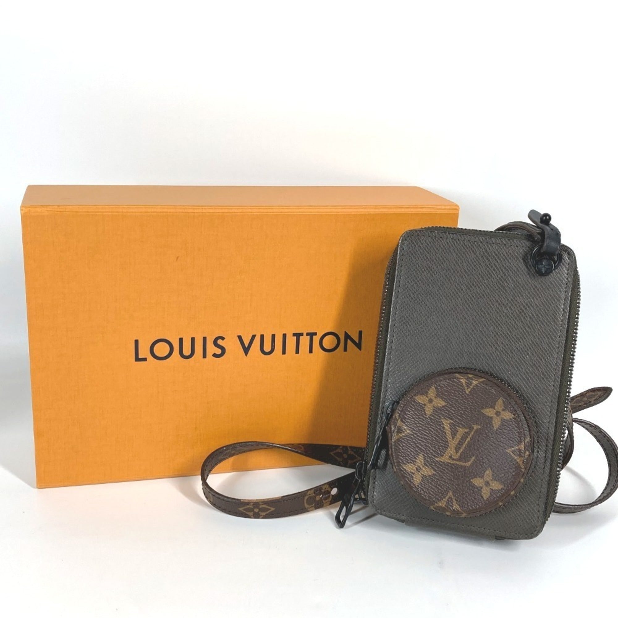 Louis Vuitton Brown Gray Taiga Leather Monogram Pochette Shoulder Bag