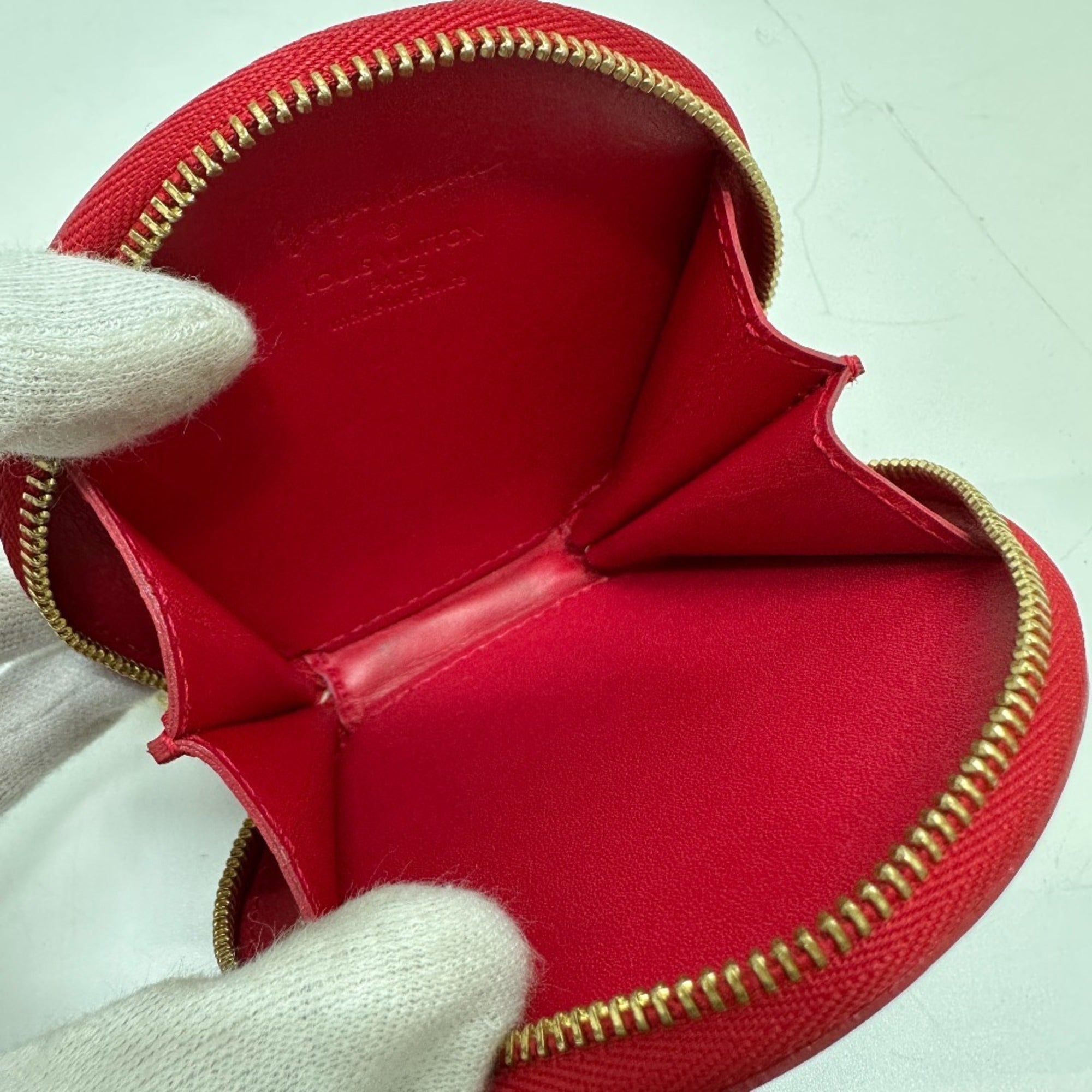 Louis Vuitton Monogram Vernis Red Color White Monogram Vernis Coin Purse/Coin Case