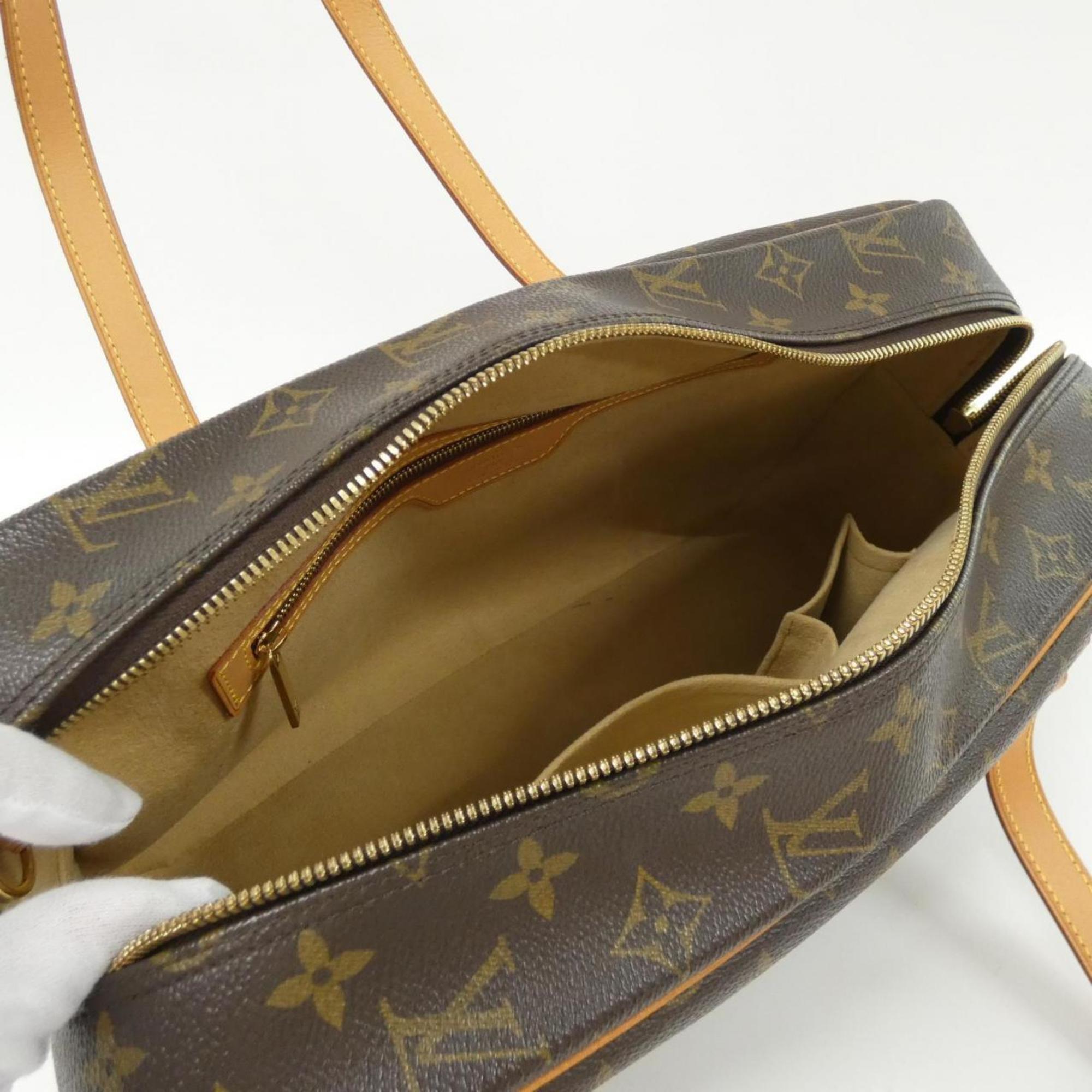 Louis Vuitton Marron Monogram Monogram Shoulder Bag