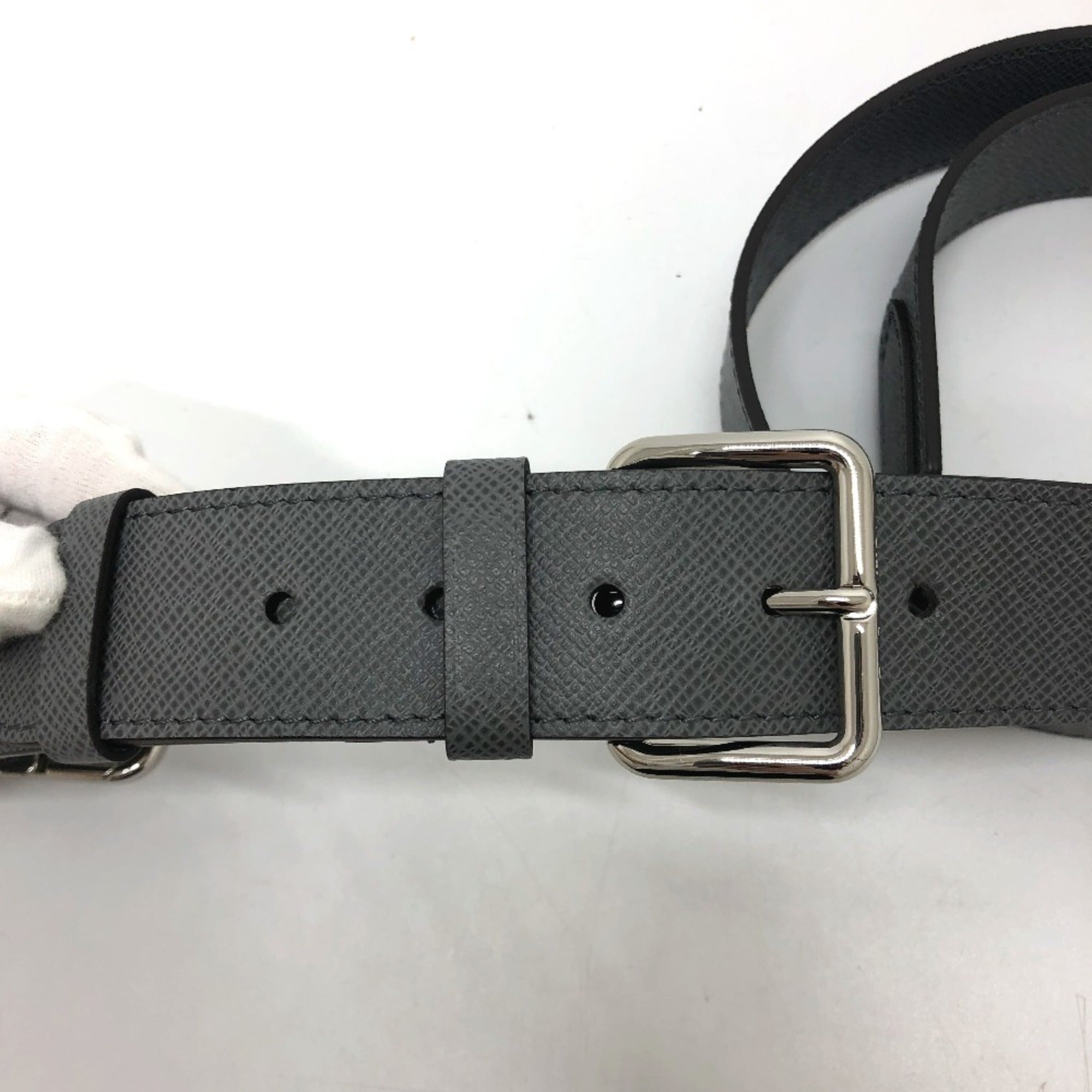 Louis Vuitton Taiga Gray Taiga Leather Briefcase