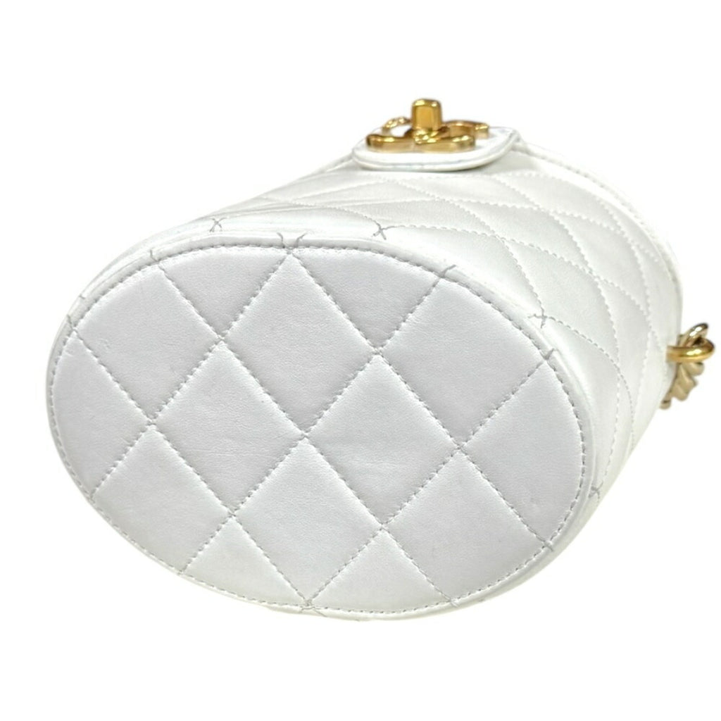 Chanel White Leather Shoulder Bag Vanity Bag