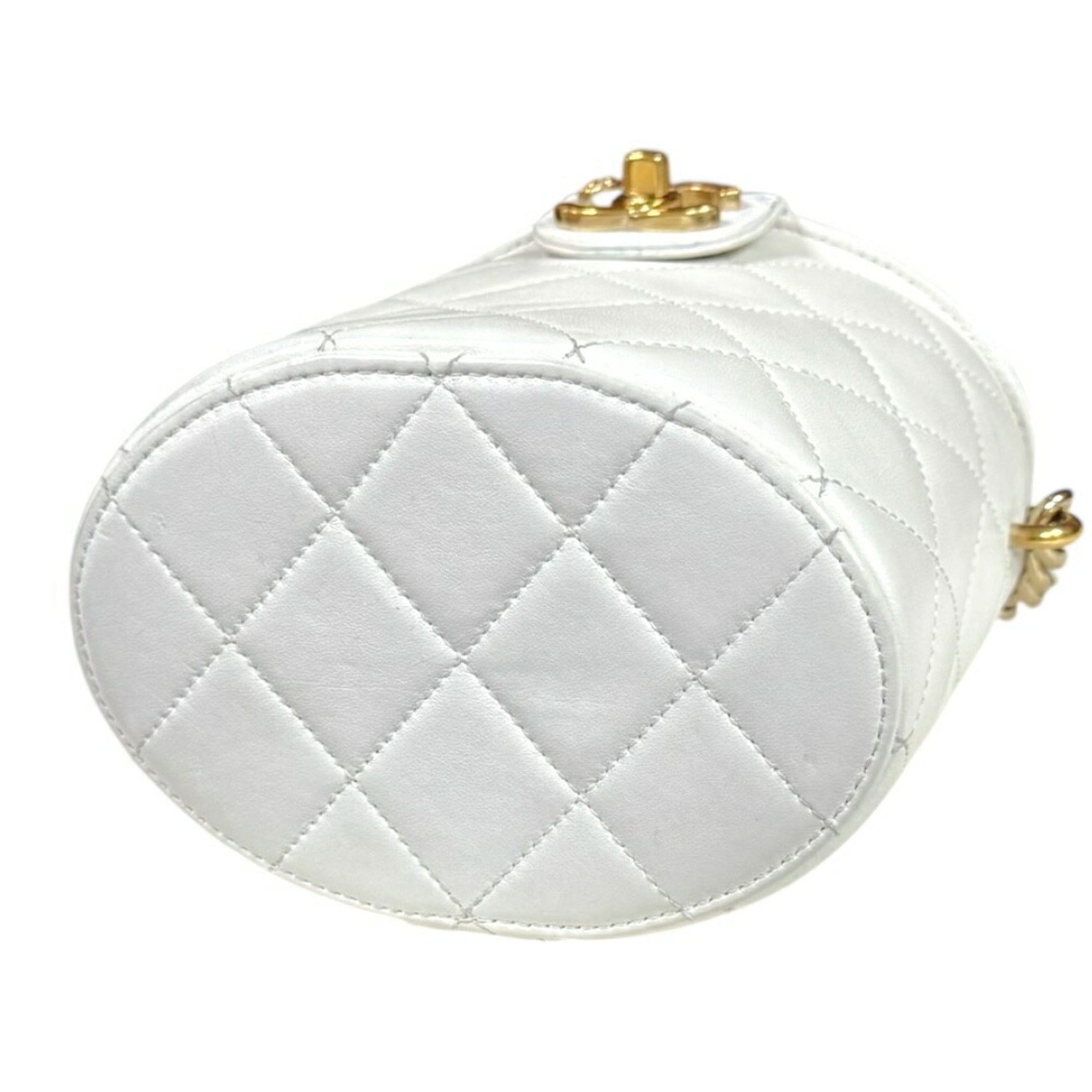 Chanel White Leather Shoulder Bag Vanity Bag