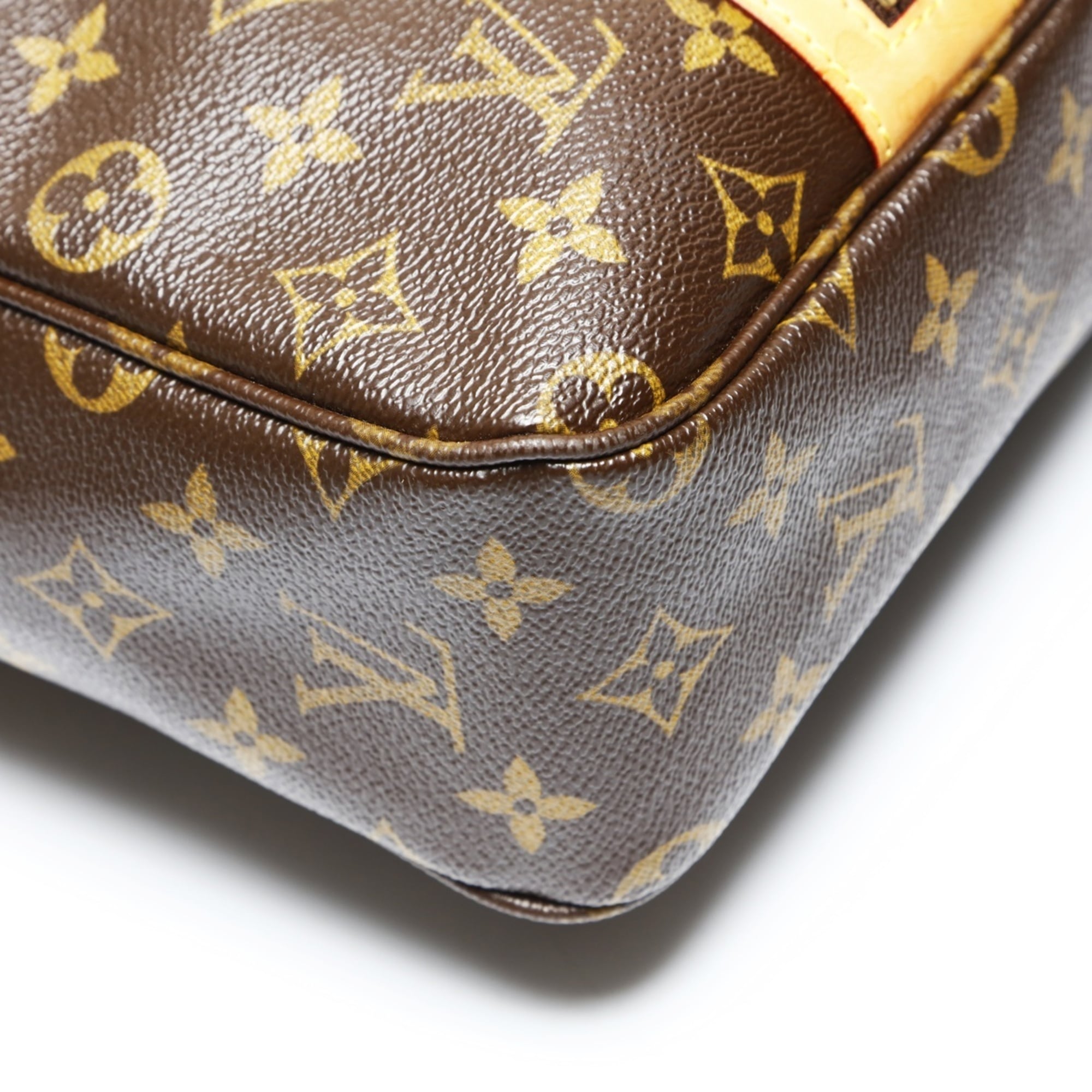 Louis Vuitton Brown Monogram Monogram Shoulder Bag