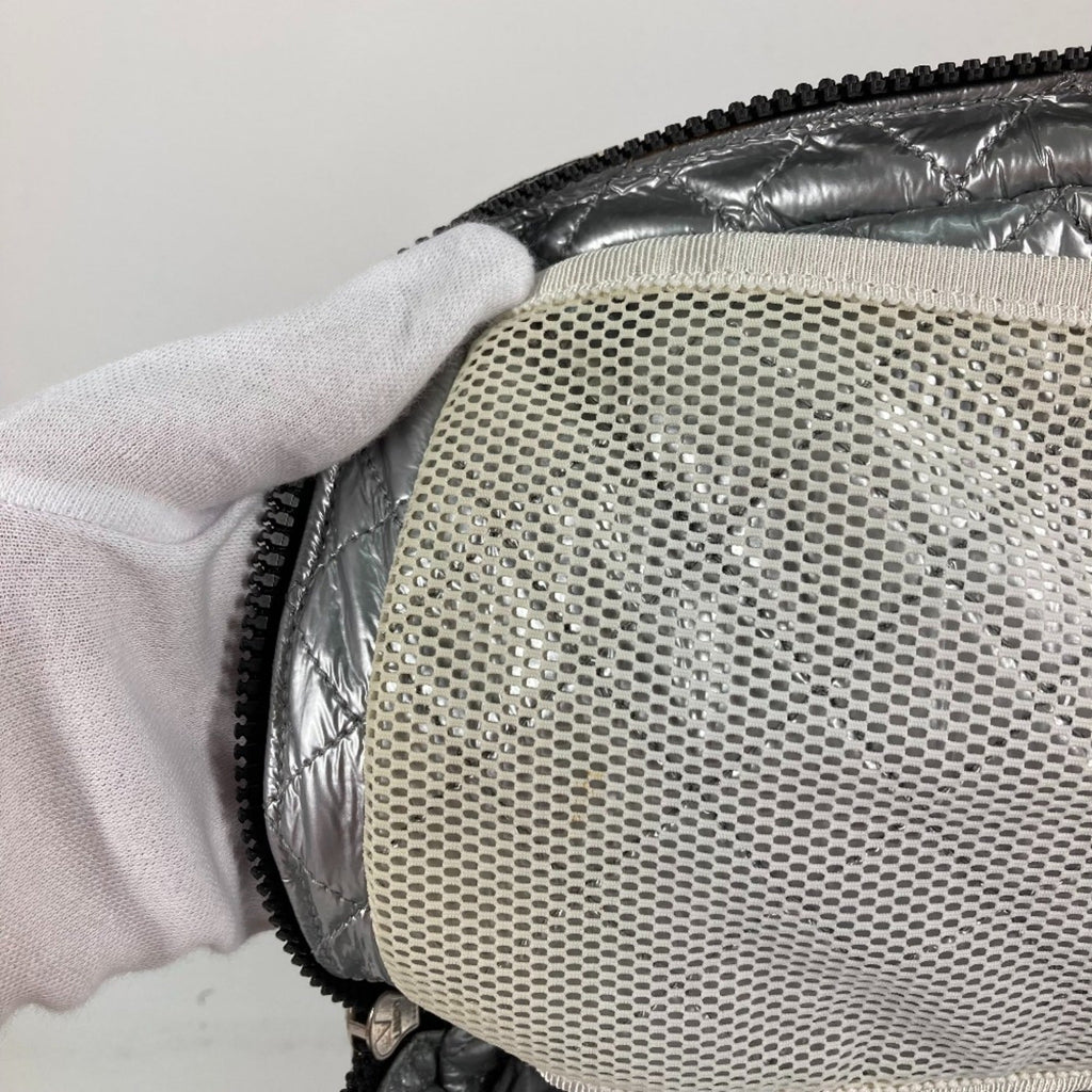 Chanel White Cloth Shoulder Bag