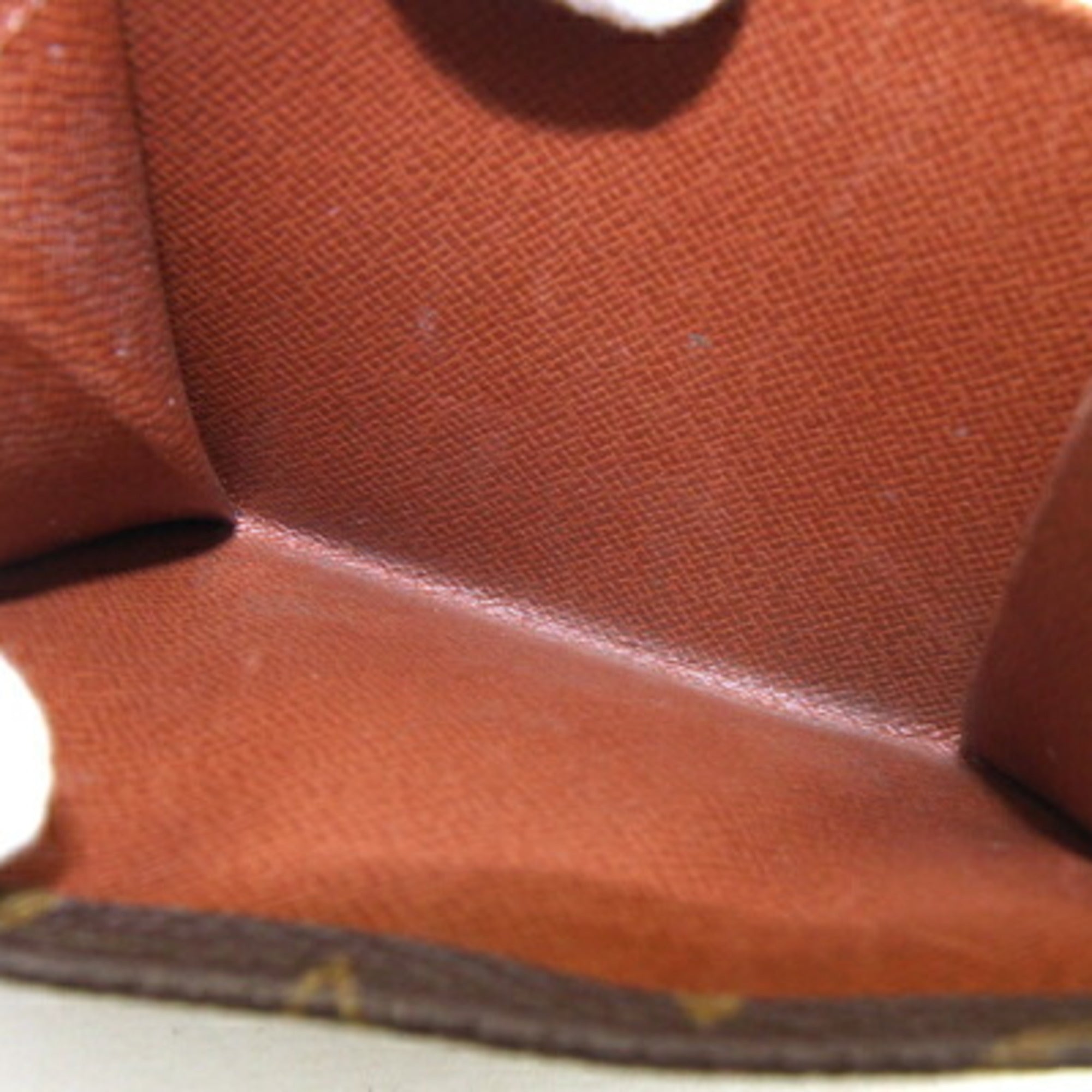 Louis Vuitton Wallet (Tri-Fold)