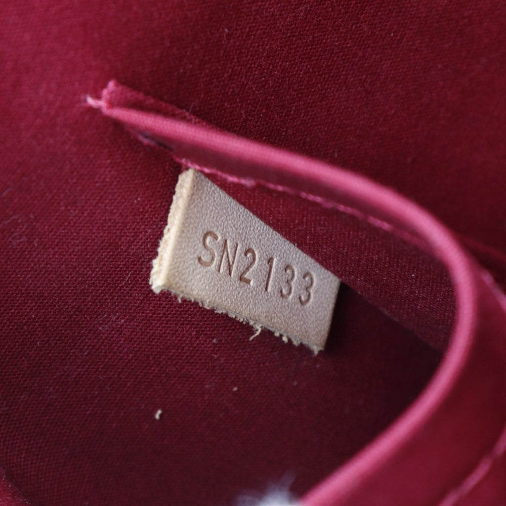 Louis Vuitton Pomme D'amour Red Color Monogram Vernis Handbag