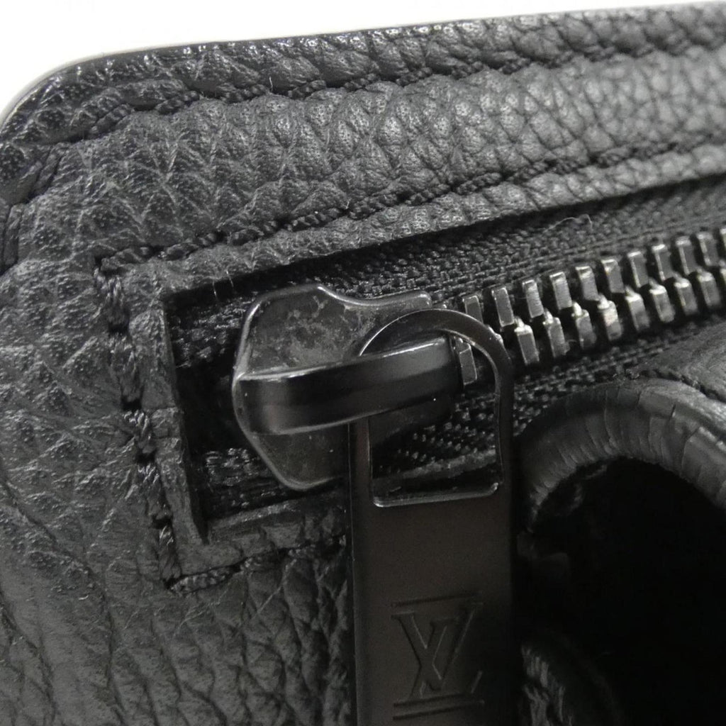 Louis Vuitton Black Leather Shoulder Bag
