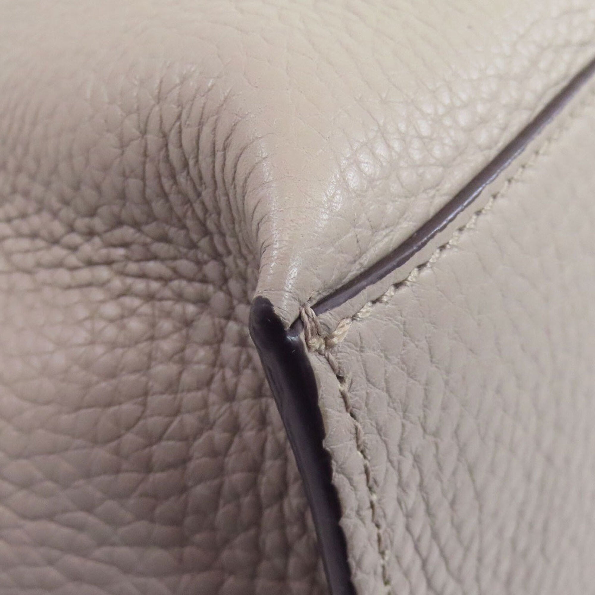 Gucci Gray Leather Handbag (Pre-Owned)
