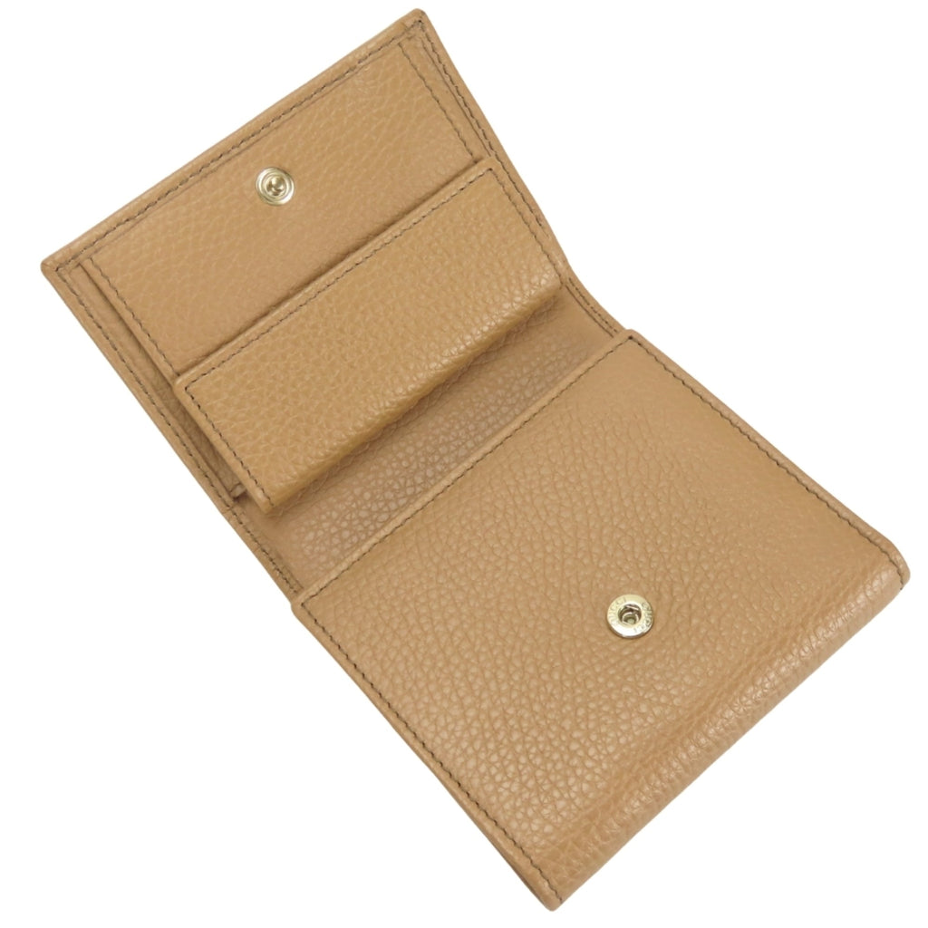 Gucci Beige Leather Wallet (Tri-Fold) (Pre-Owned)