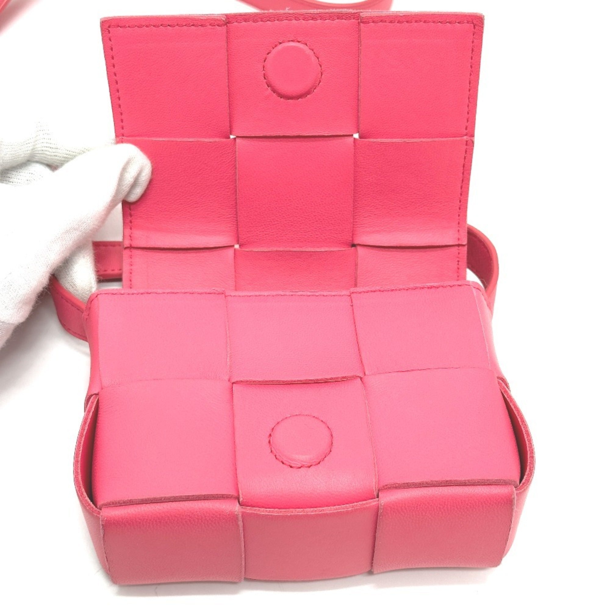 Bottega Veneta Pink Leather Pochette Shoulder Bag