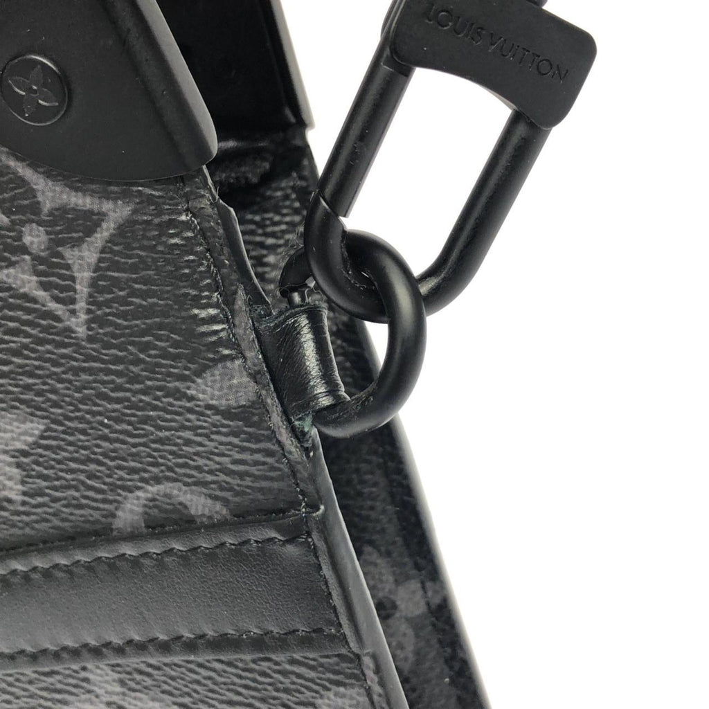Louis Vuitton Black Monogram Eclipse Monogram Eclipse Coated Canvas Handbag Pochette
