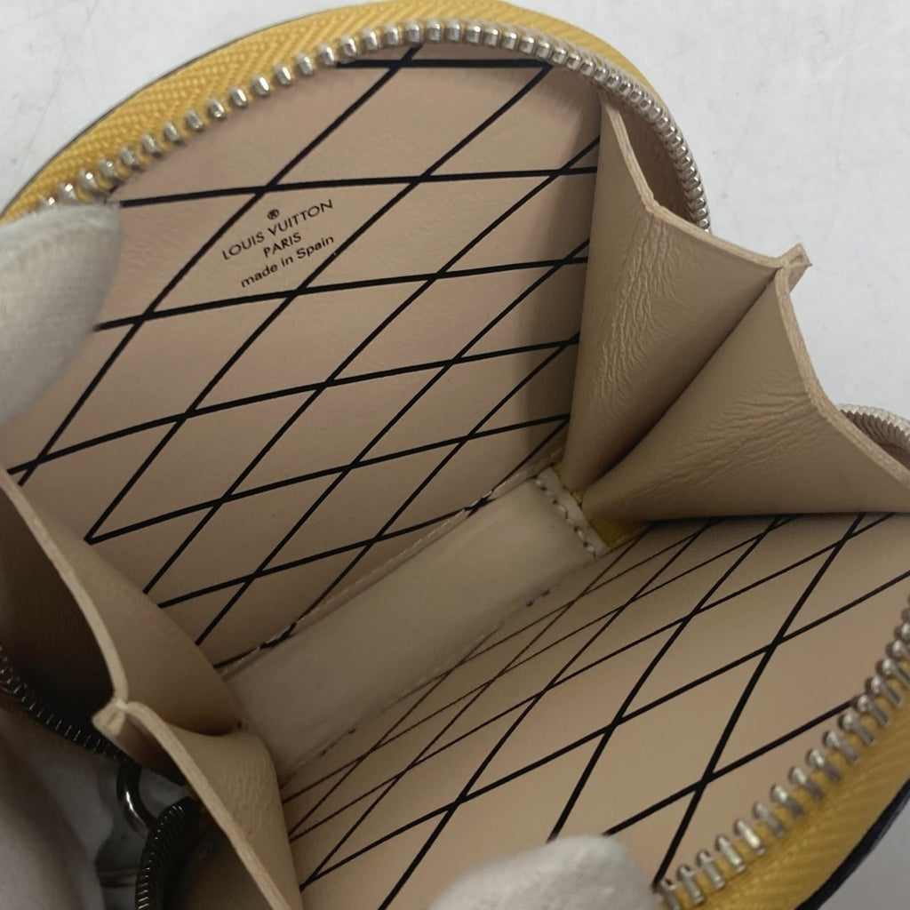 Louis Vuitton Beige Coin Purse/Coin Case