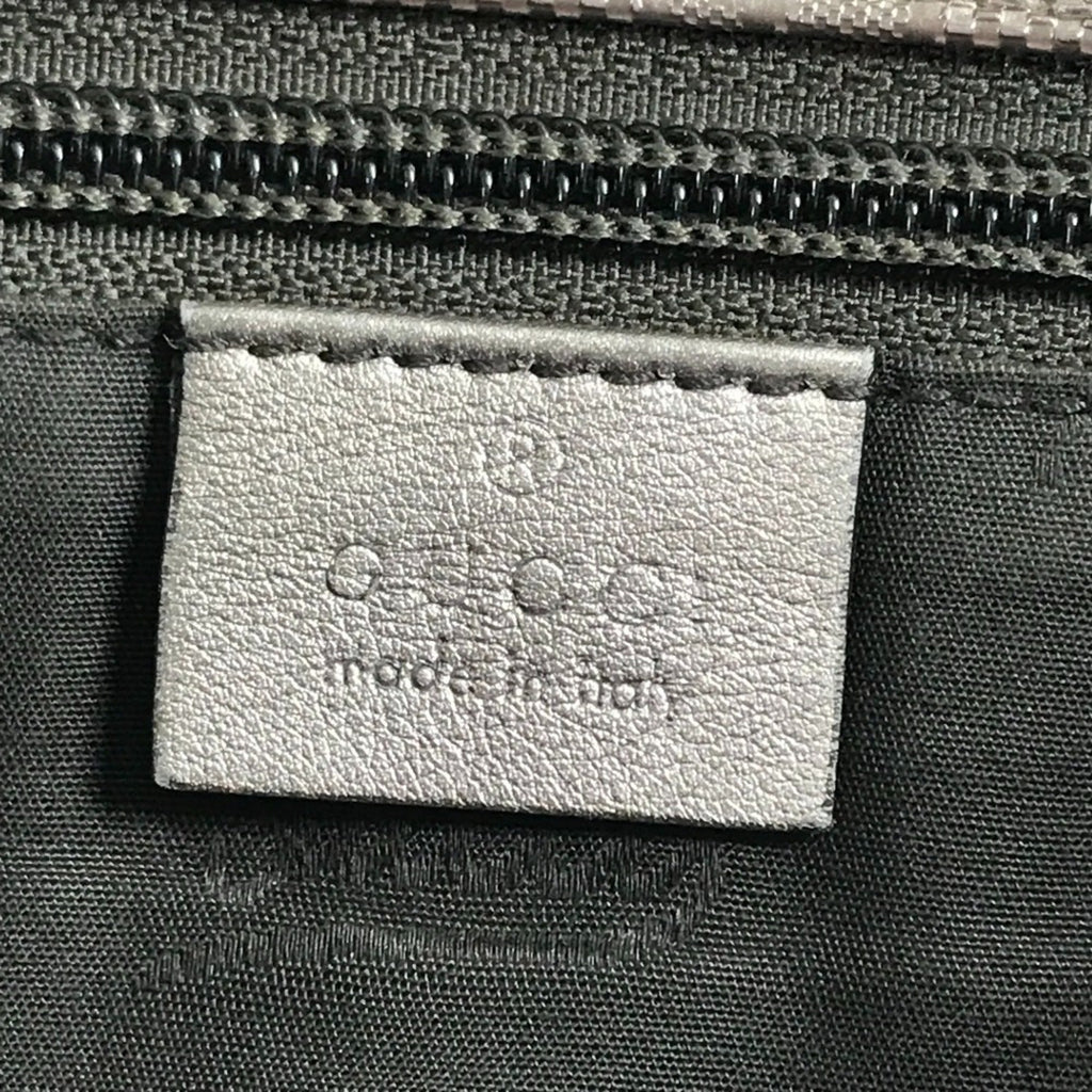 Gucci Metallic Gg Imprimé Leather Messenger Bag Shoulder Bag (Pre-Owned)