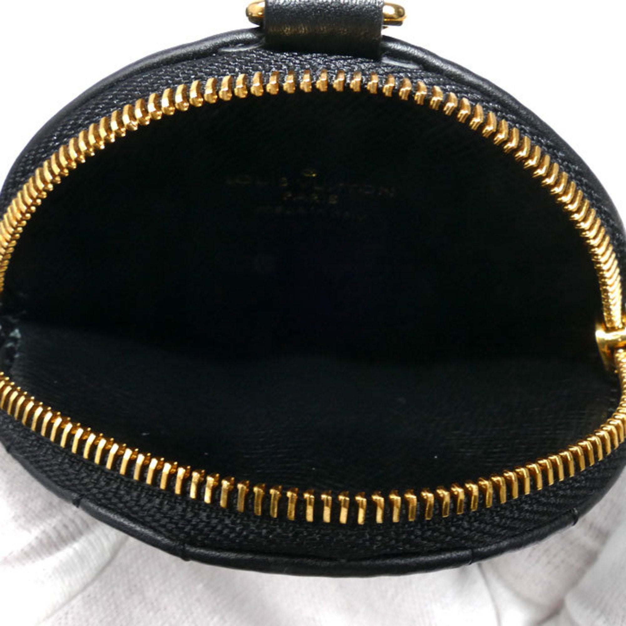 Louis Vuitton Black Leather Pochette Shoulder Bag