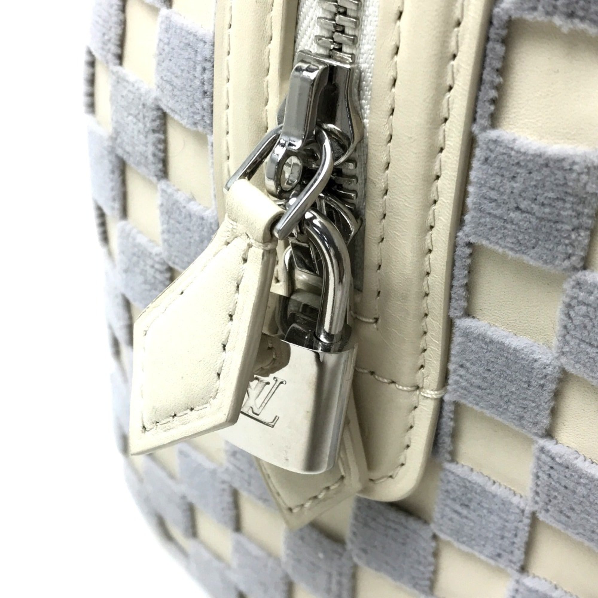 Louis Vuitton White Other Handbag