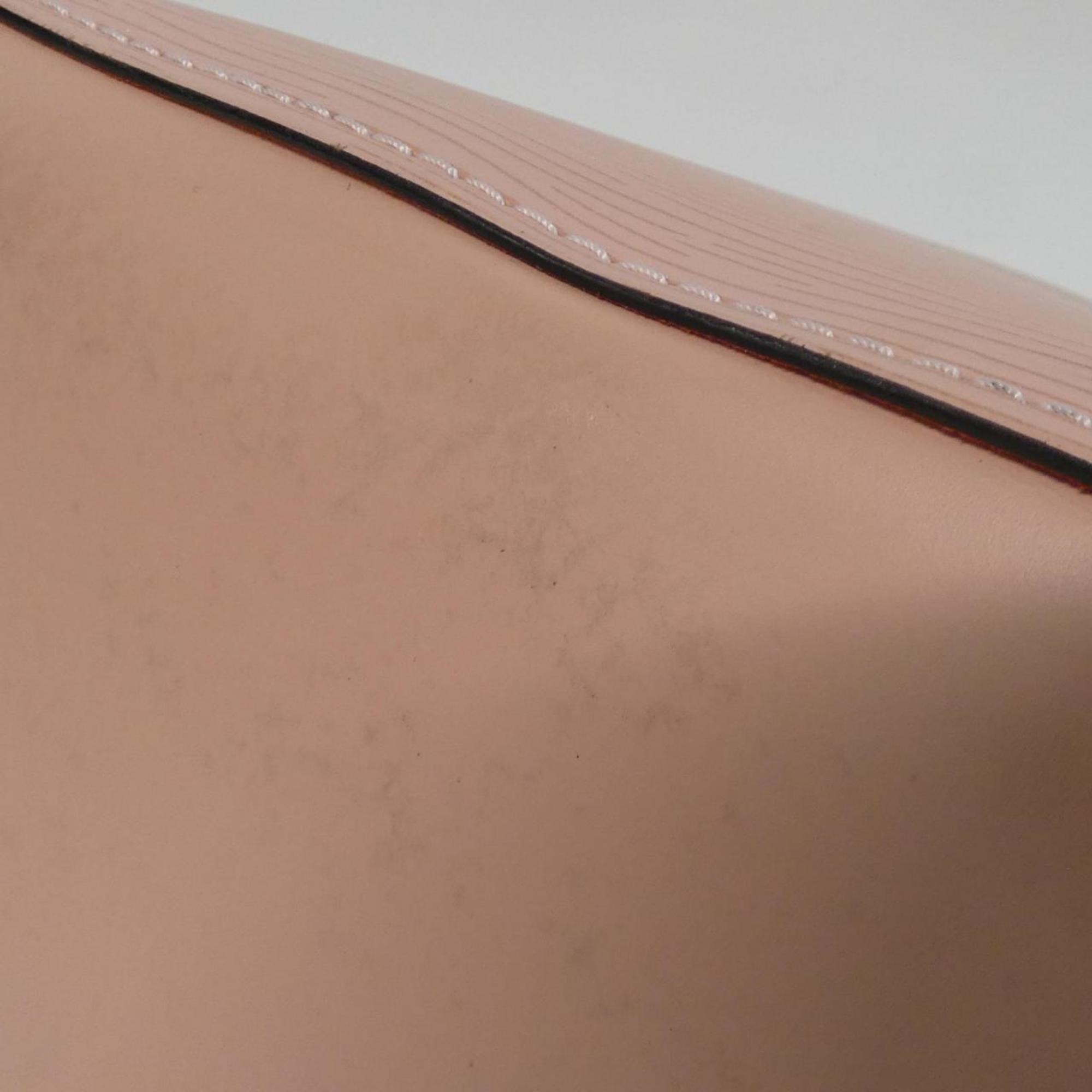 Louis Vuitton Rose Leather Shoulder Bag