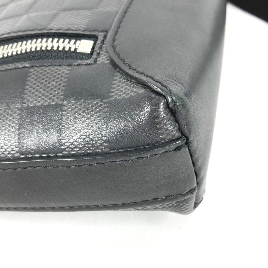 Louis Vuitton Black Damier Infini Leather Pochette Shoulder Bag