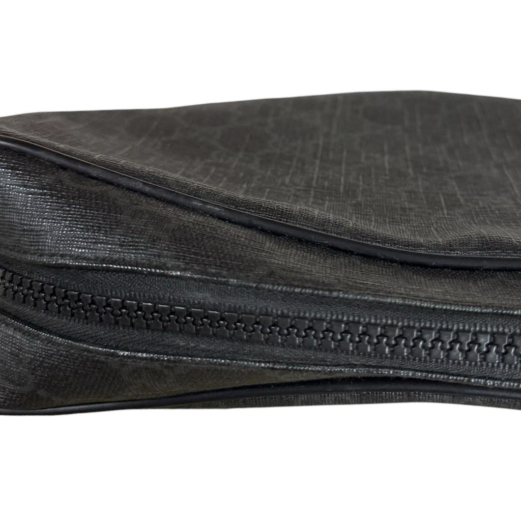 Gucci Gray Gg Supreme Shoulder Bag (Pre-Owned)