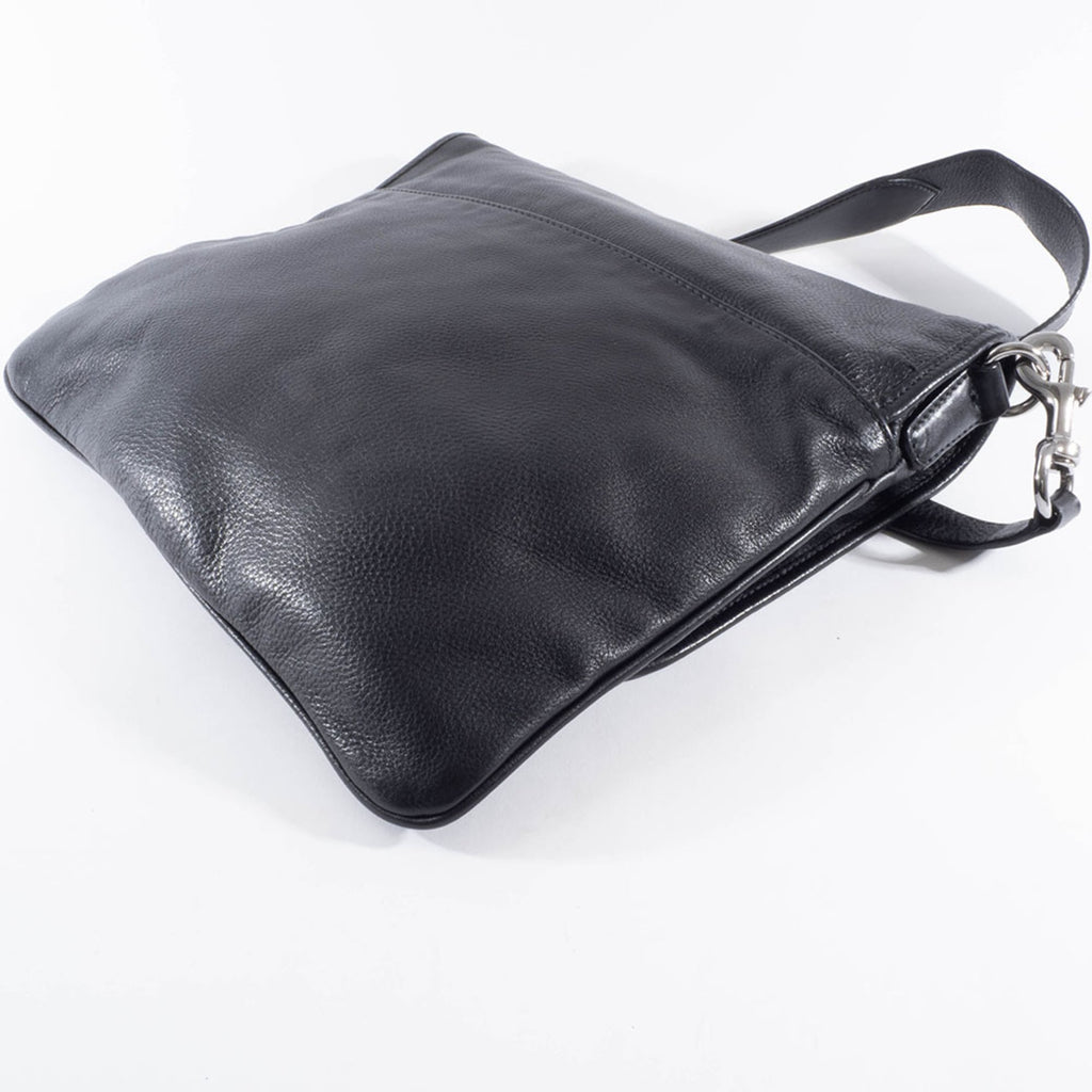 Gucci Black Leather Shoulder Bag (Pre-Owned)