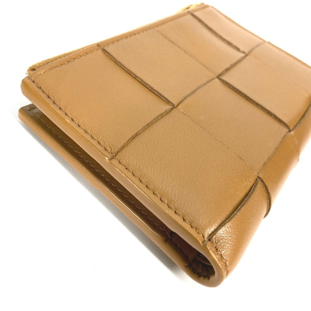 Bottega Veneta Beige Leather Wallet (Bi-Fold)