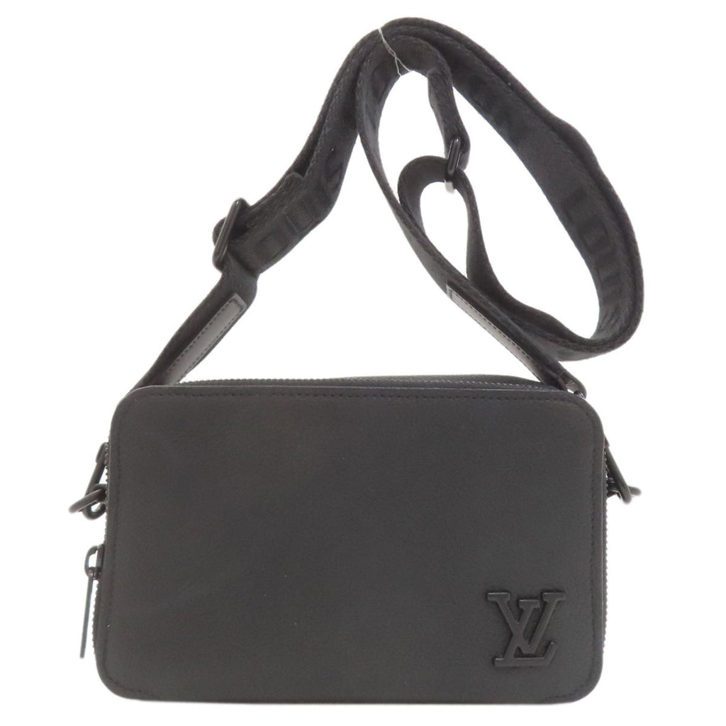 Louis Vuitton Noir Shoulder Bag