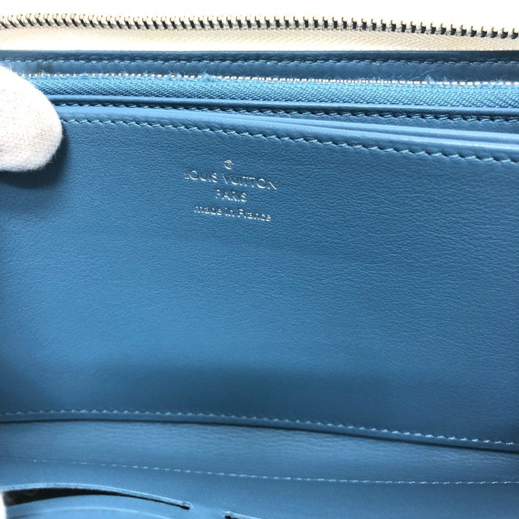 Louis Vuitton White Mahina Leather Long Wallet