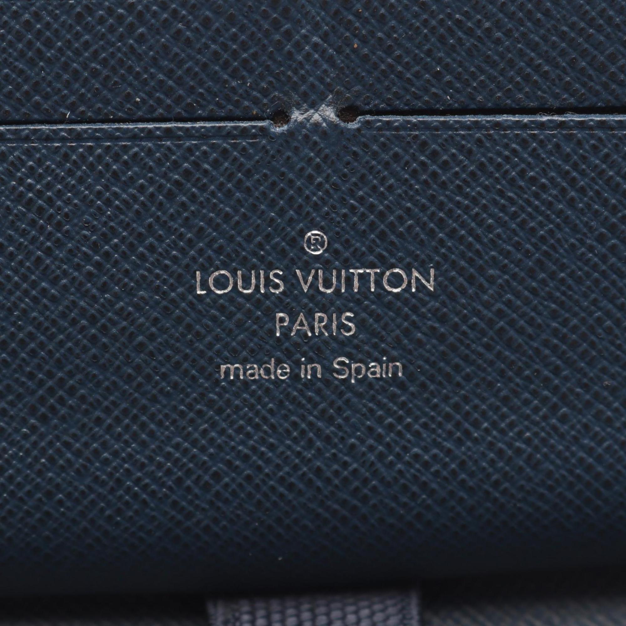 Louis Vuitton Navy Ocean Taiga Leather Long Wallet