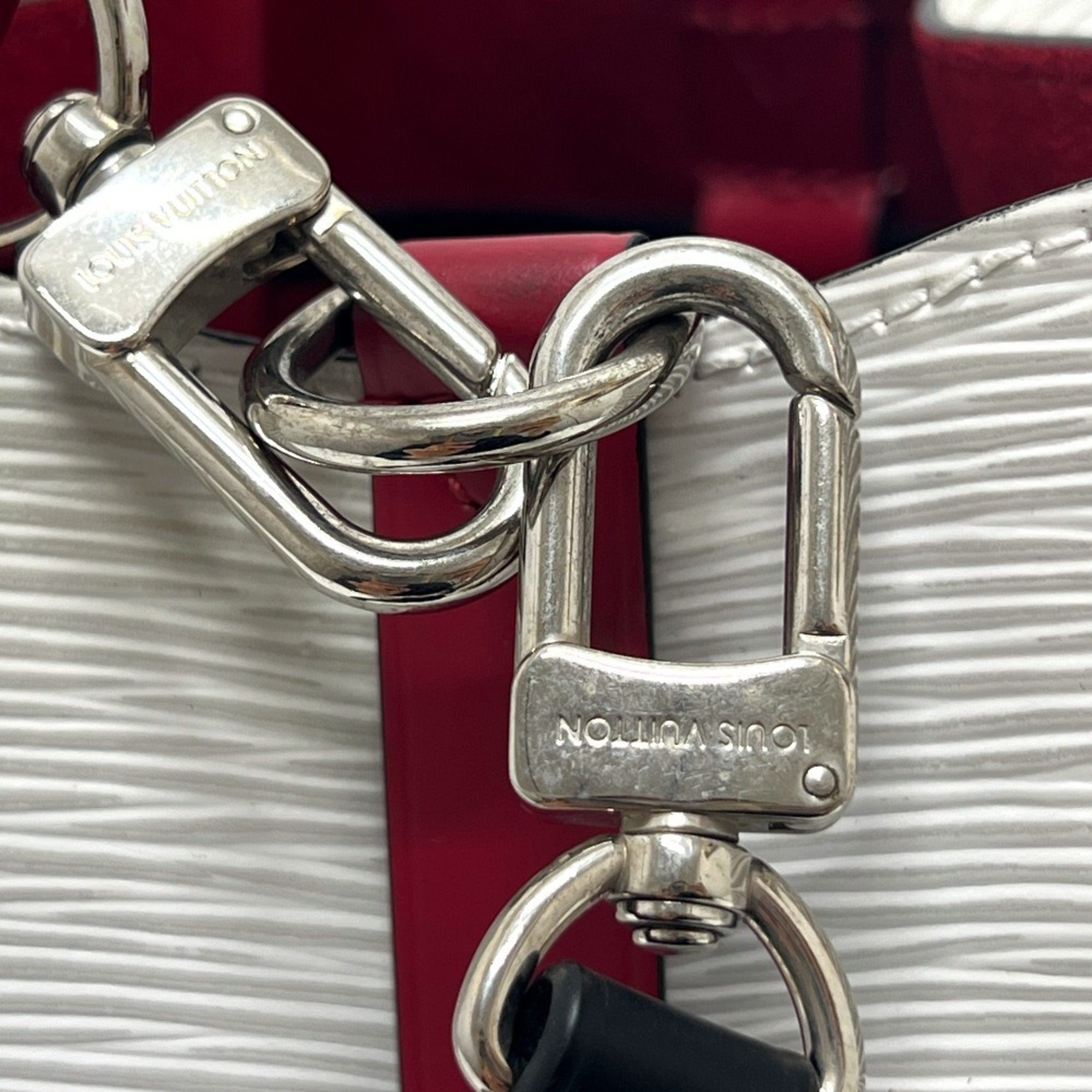 Louis Vuitton Black Red Color Tricolor White Epi Leather Shoulder Bag