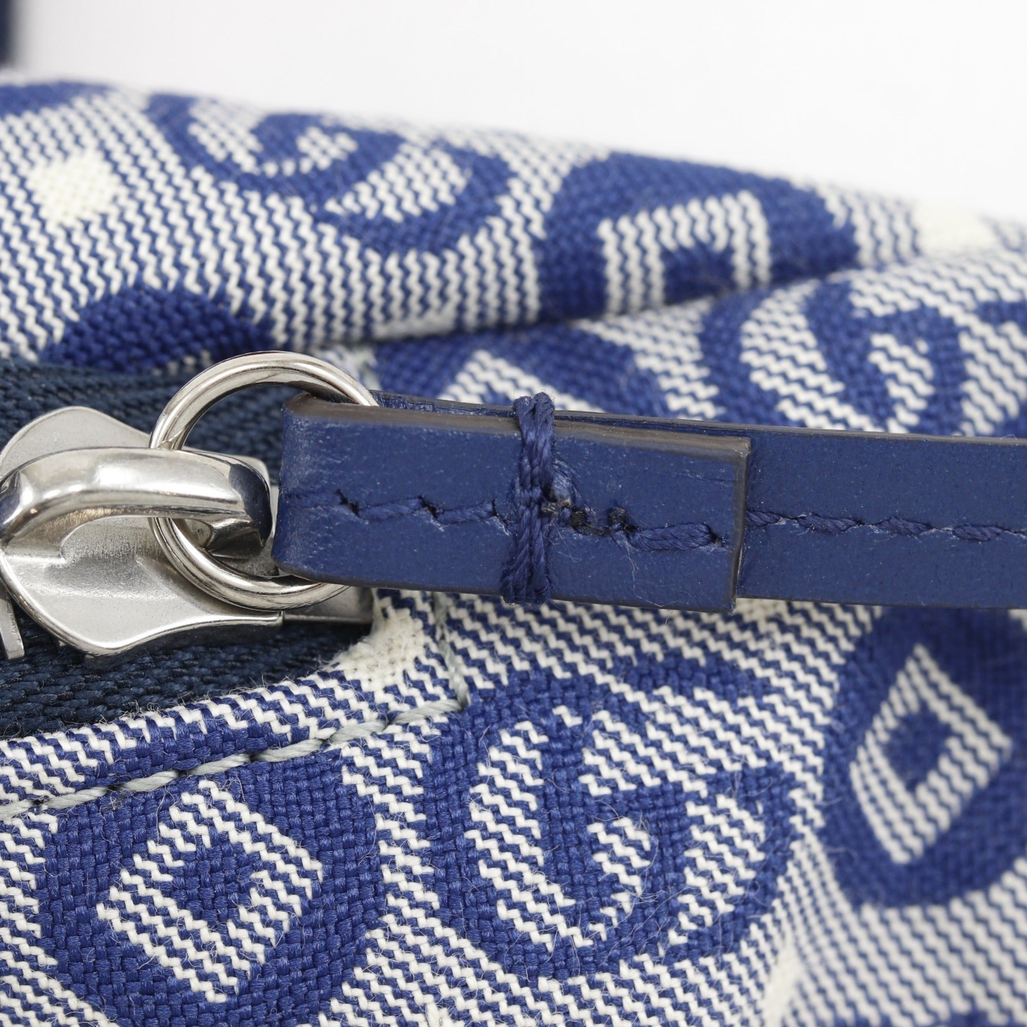 Gucci Navy Canvas Fanny Pack (Pre-Owned)