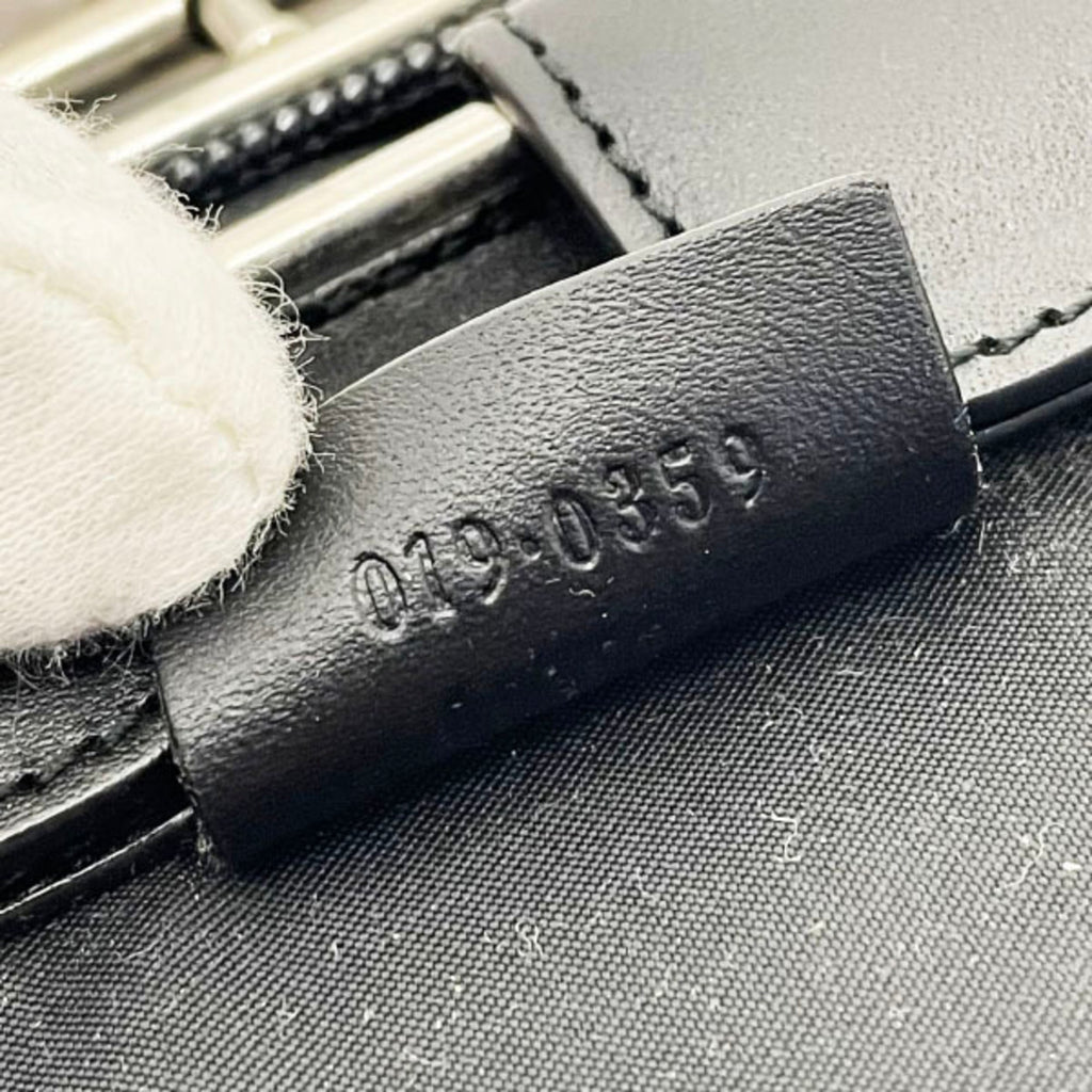 Gucci Black Nylon Leather Pouch (Pre-Owned)