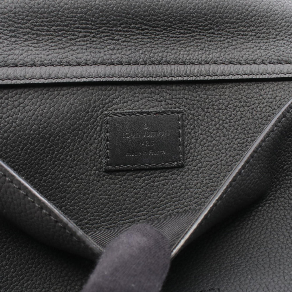 Louis Vuitton Black Noir Leather Fanny Pack