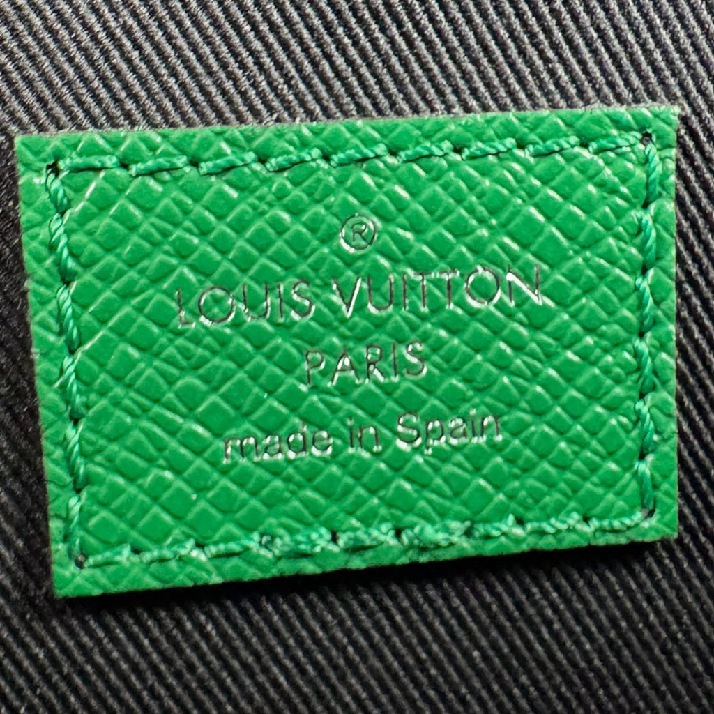 Louis Vuitton Vert Taigarama Shoulder Bag