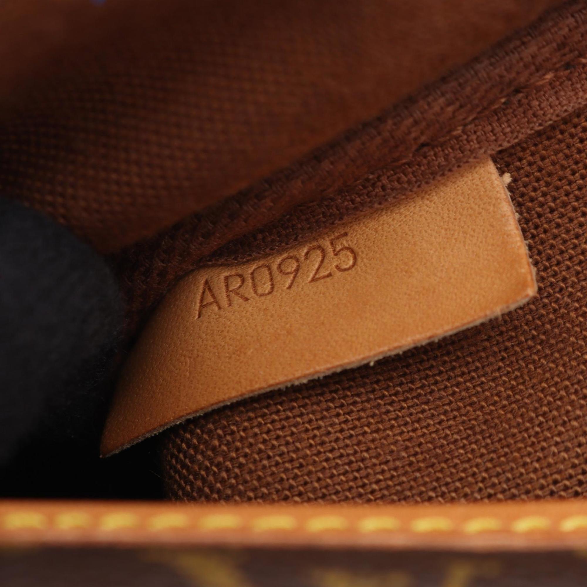 Louis Vuitton Brown Monogram Monogram Leather Handbag Shoulder Bag