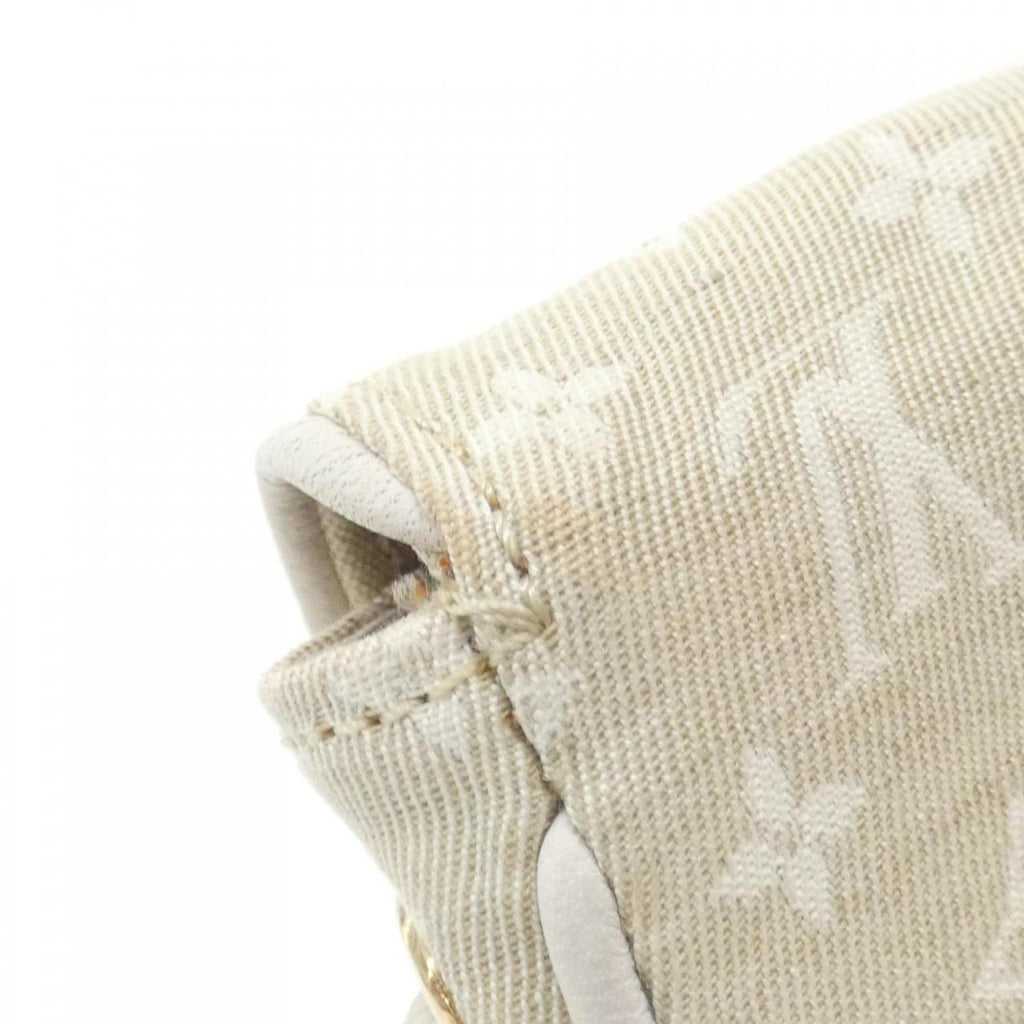 Louis Vuitton Ivory Canvas Handbag Pochette