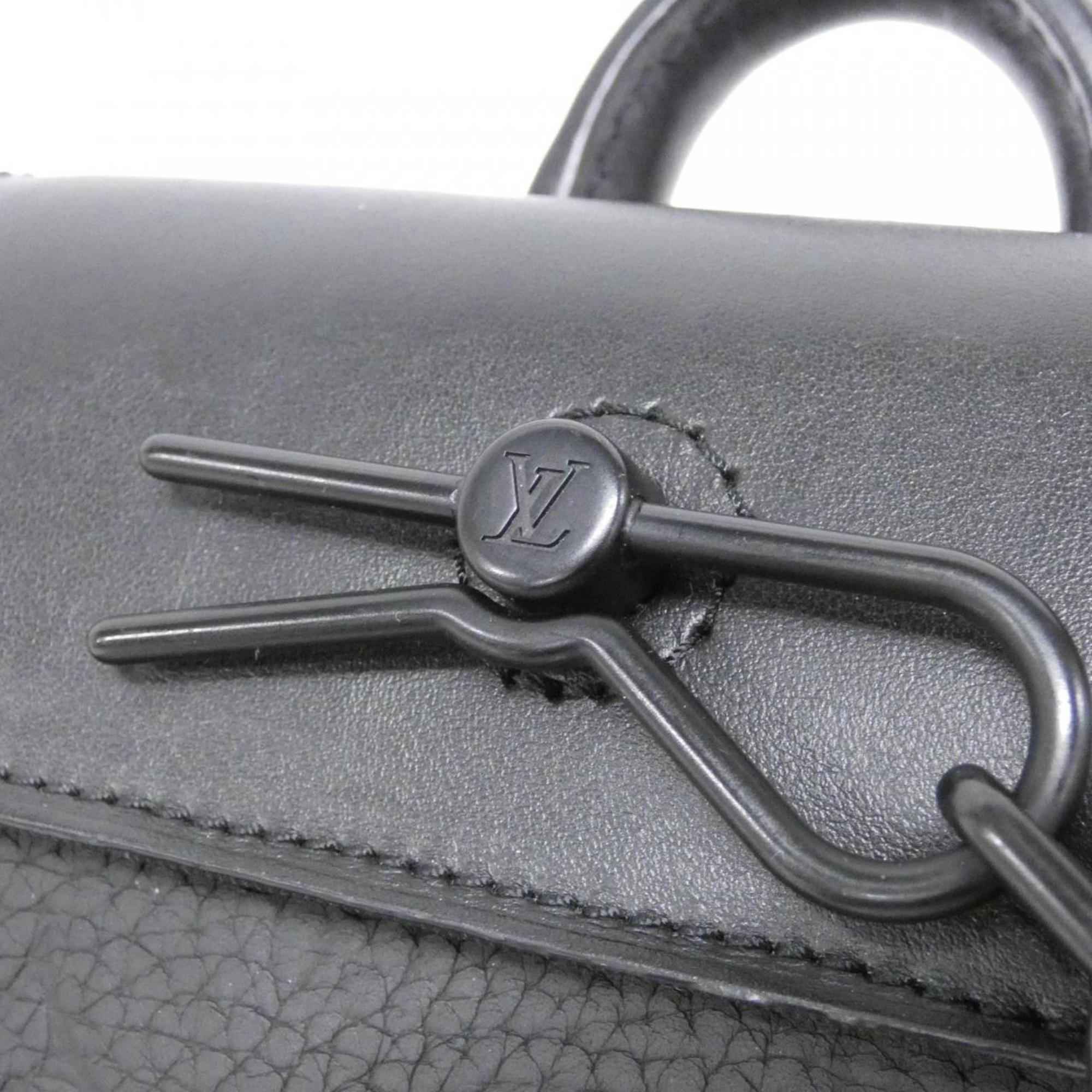 Louis Vuitton Black Leather Shoulder Bag