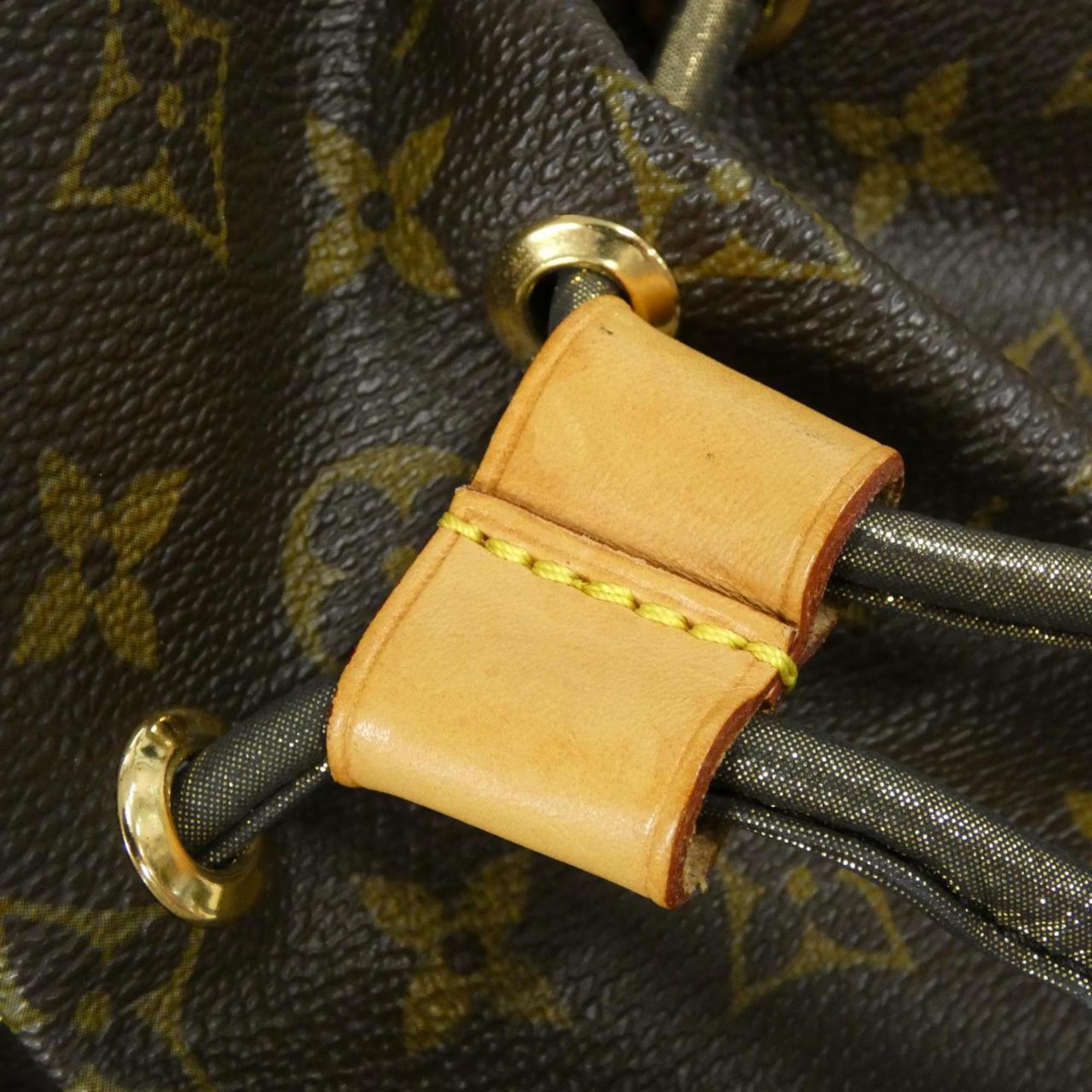 Louis Vuitton Marron Coated Canvas Handbag