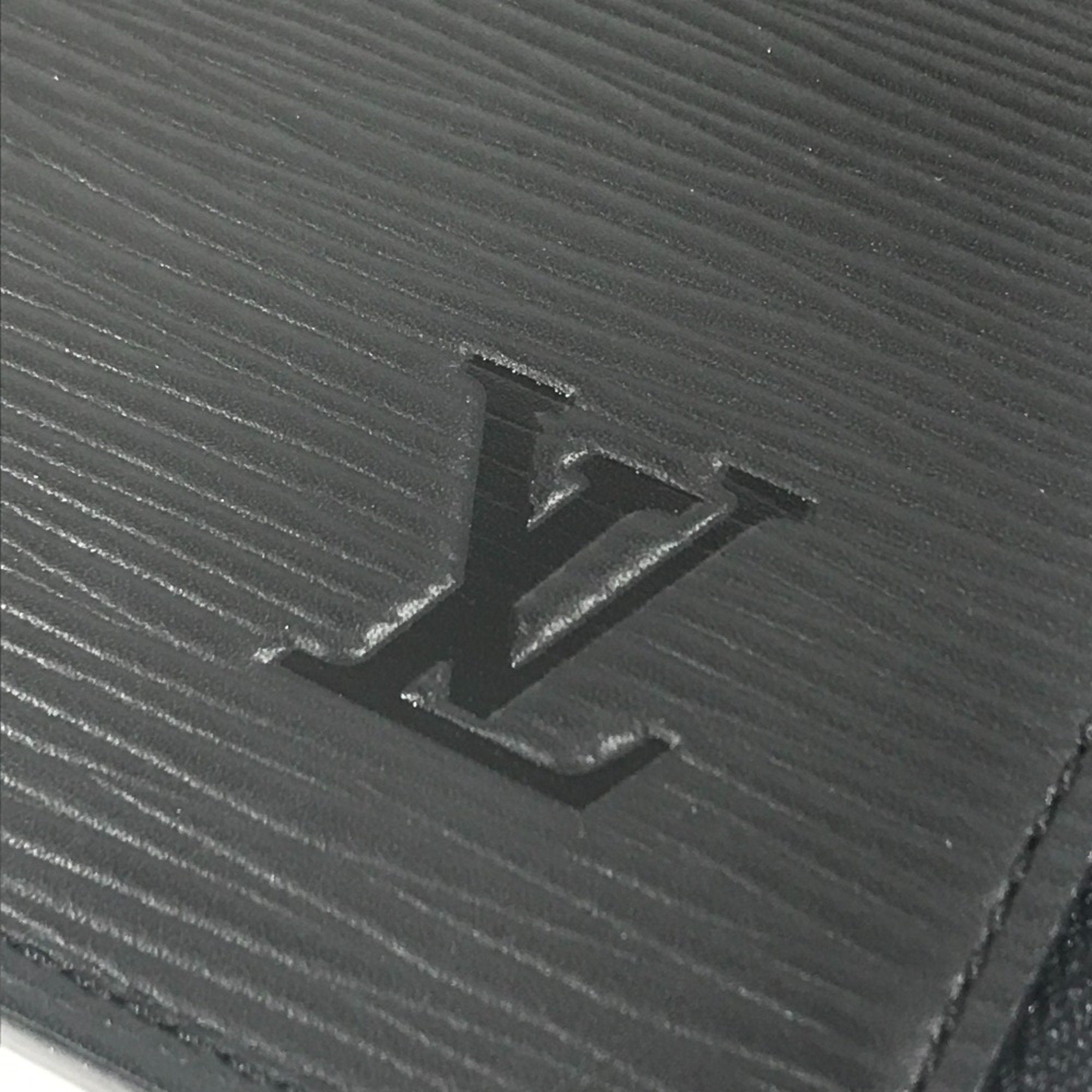 Louis Vuitton Black Noir Epi Leather Clutch Bag Pochette Pouch